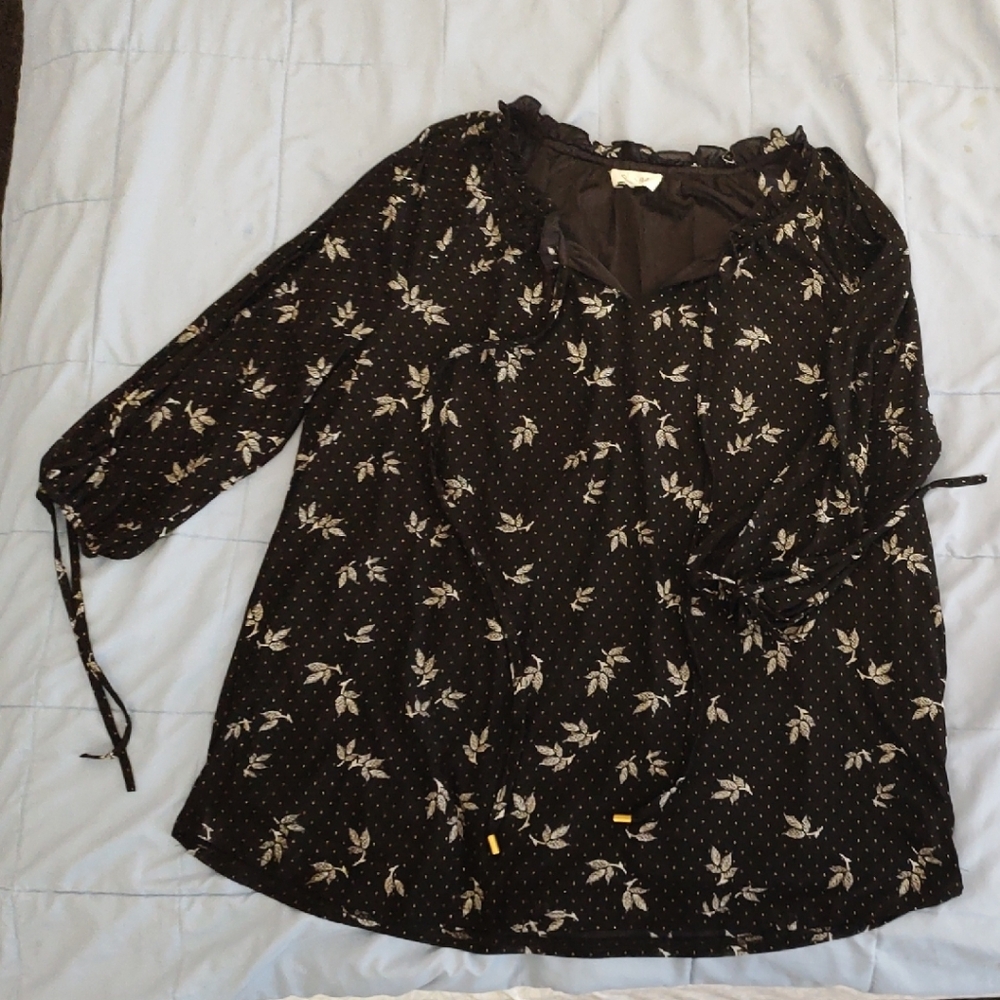 Siren Lily Black and White Floral Top
